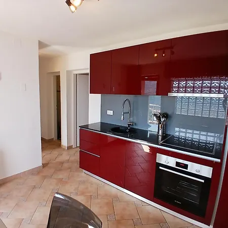 Red House Rabac Apartment Rabac